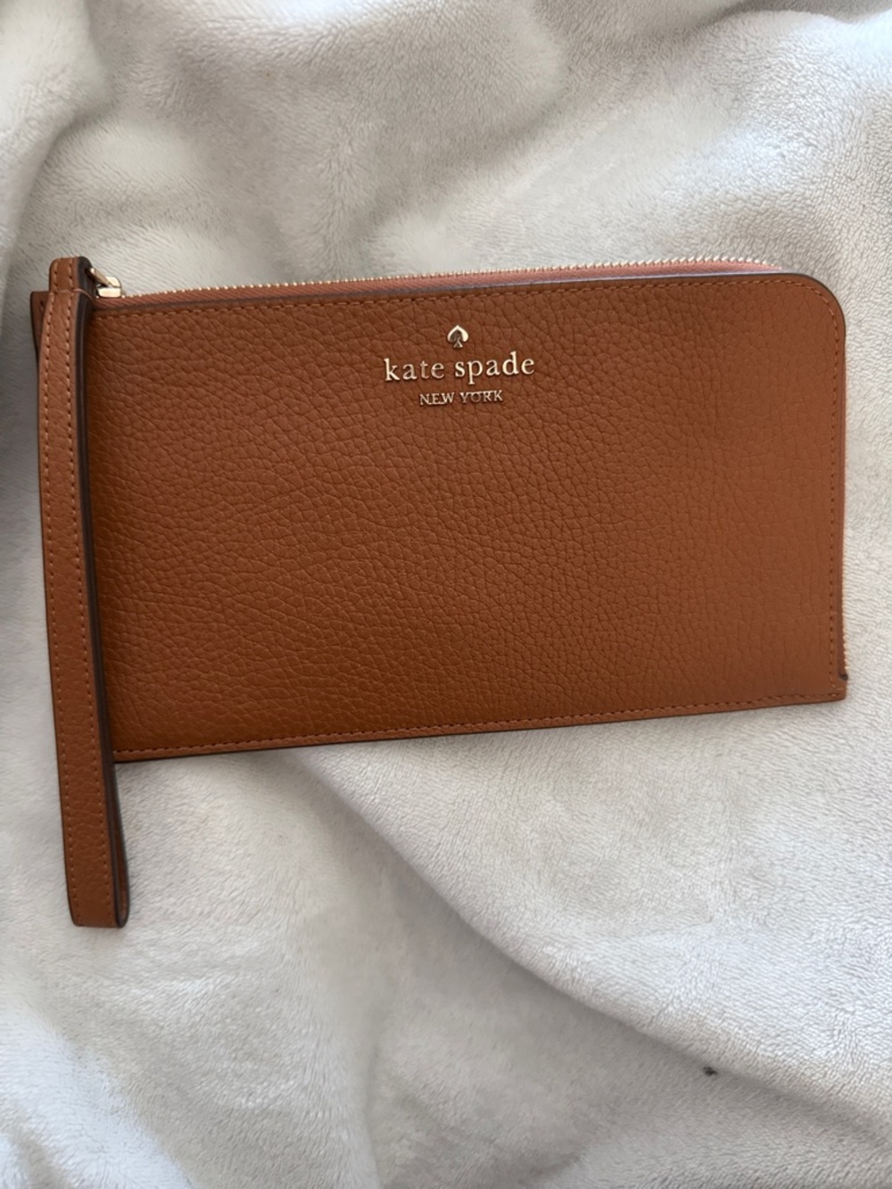 kate spade Leather Wristlet in Cognac Brown